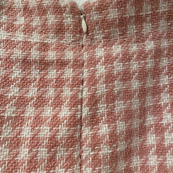 Loft Houndstooth Skirt - Picture 3 of 6